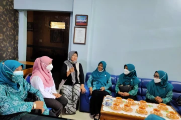 Kegiatan Kunjungan Tim Penilai Lomba Kelurahan Tingkat Kabupaten 2021 3 ~blog/2021/12/8/img20211208130037